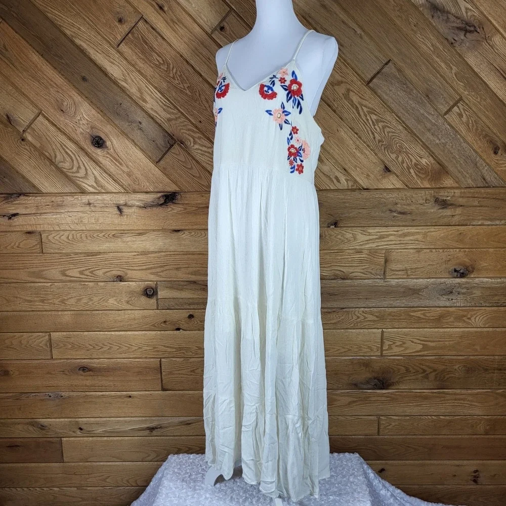 Xhilaration Maxi Dress Womens XXL Floral Embroidered Sleeveless White Multi
